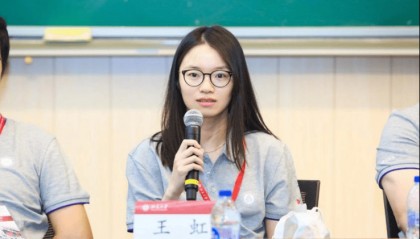 王虹获奖后感言：很幸运能够在合适的时间遇见合适的人，得到正确的引导
