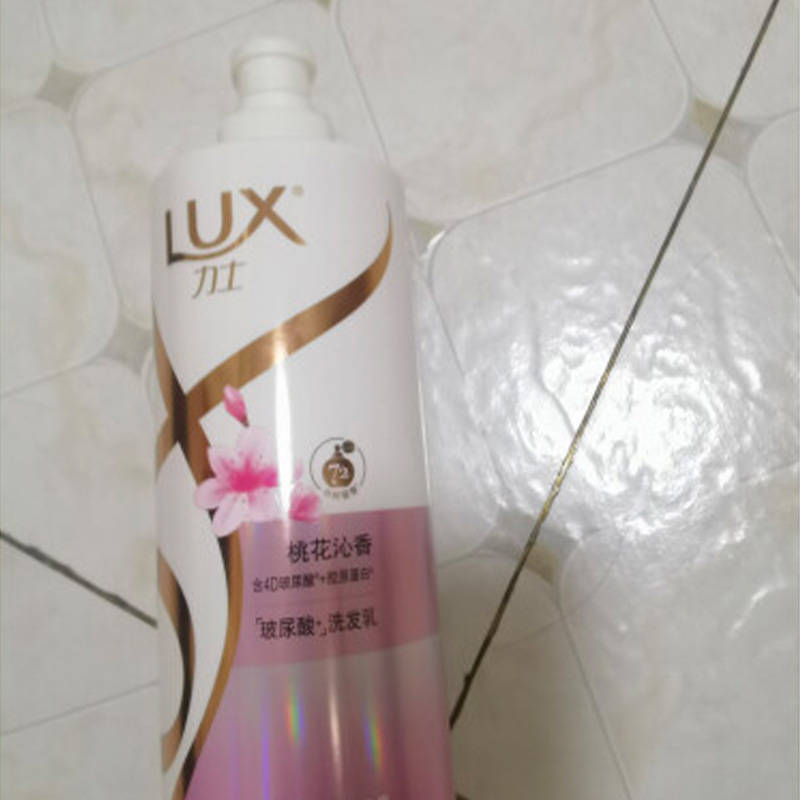 头发少头皮屑多用什么洗发水??无屑社交货币