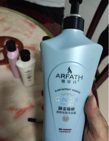 头屑比较多用什么洗发水??无屑社交货币