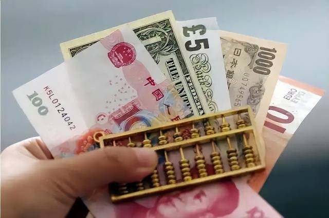 汇率将破关键关口，人民币会迈向真正的强货币吗？